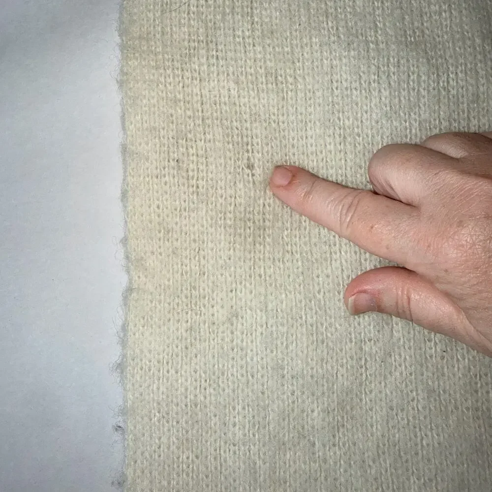 Vintage Hilda LTD 100% pure wool knit scarf made in Iceland cream neutral tones